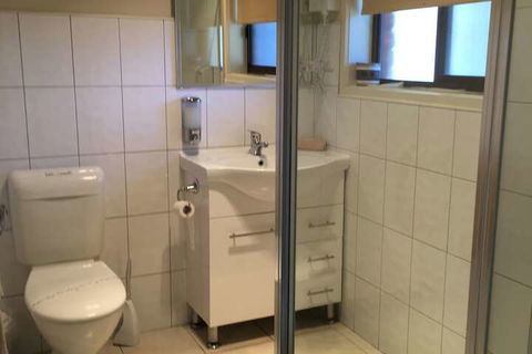 Melton Motor Inn & Apartments - Darwin Holiday 1