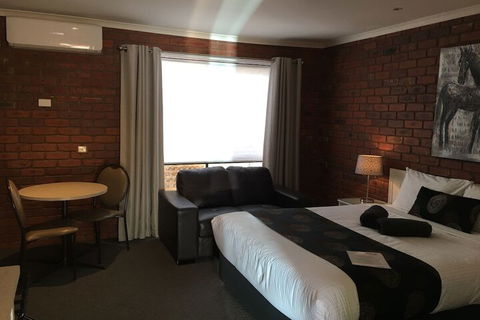 Melton Motor Inn & Apartments - Darwin Holiday 4
