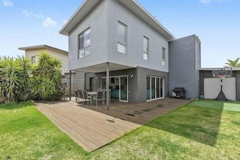 Beach & Golf Stays Torquay - Darwin Holiday 3