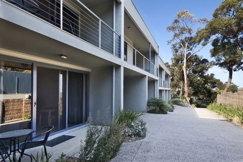 Chatby Lane Lorne - Darwin Holiday 1
