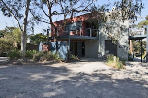 Chatby Lane Lorne - Darwin Holiday 0