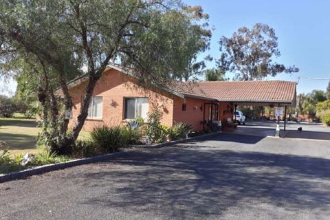 Castlereagh Motor Inn - Darwin Holiday 4