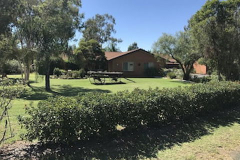 Castlereagh Motor Inn - Darwin Holiday 0