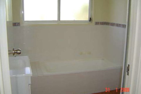 Breeze In Mollymook - Darwin Holiday 2