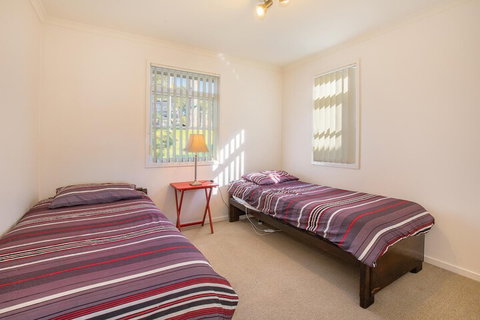 Breeze In Mollymook - Darwin Holiday 3