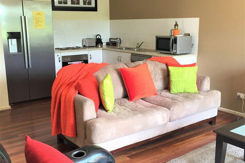 McLaren Vale Studio Apartments - Darwin Holiday 5