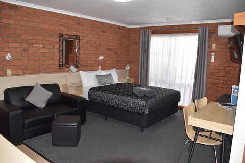 Shannon Motor Inn - Darwin Holiday 2