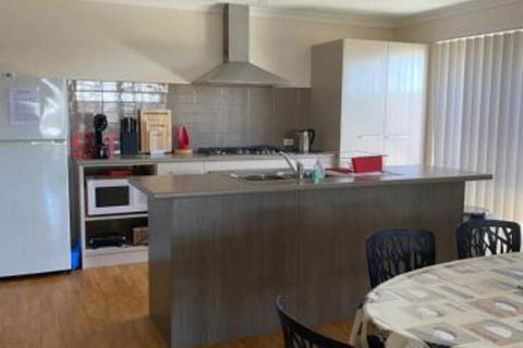 Portree On Sea Kalbarri - Darwin Holiday 4