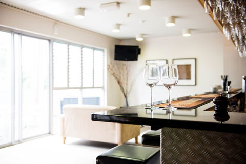 Capella Coach Inn - Darwin Holiday 6