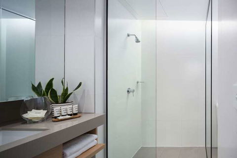 Atura Dandenong - Darwin Holiday 5