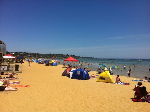 Award Winning Beach Front Retreat - Darwin Holiday 2