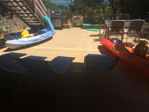 Award Winning Beach Front Retreat - Darwin Holiday 4