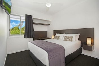Cooroy Luxury Motel Apartments Noosa - Darwin Holiday 2