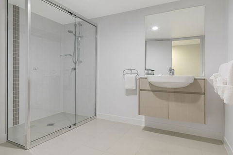 Oaks Mackay Carlyle Suites - Darwin Holiday 1