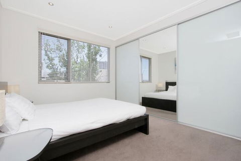 Accommodate Canberra - Glebe Park - Darwin Holiday 6