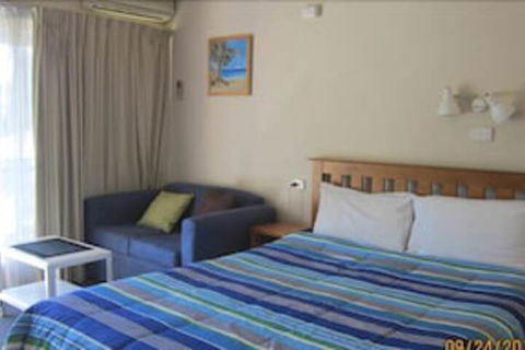 Mollymook Motel - Darwin Holiday 4