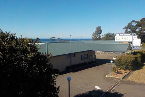 Mollymook Motel - Darwin Holiday 1