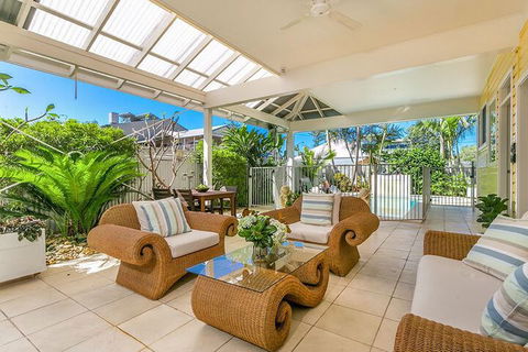 Byron Bathers - Darwin Holiday 6