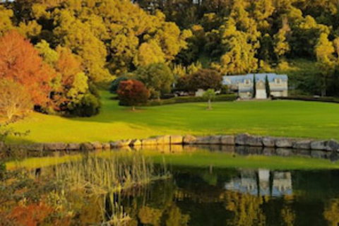 The Drawing Rooms Of Berry - Darwin Holiday 0