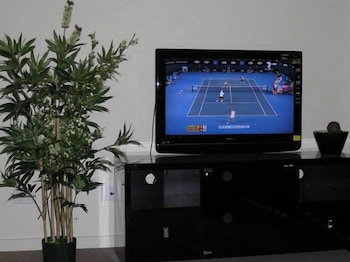 Insaa Serviced Apartments Dandenong - Darwin Holiday 6