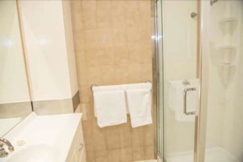 Garden City Motor Inn Mt Gravatt - Darwin Holiday 4