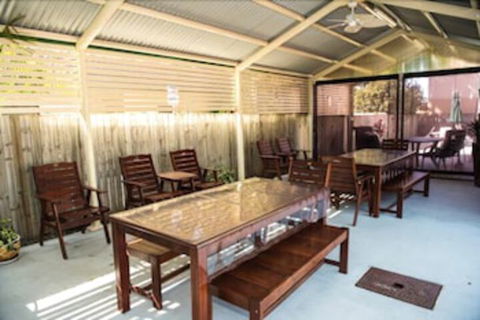 Garden City Motor Inn Mt Gravatt - Darwin Holiday 7
