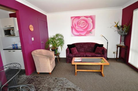 Beachfront Apartments Narooma - Darwin Holiday 4