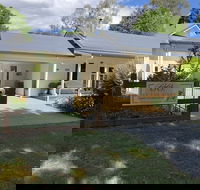 G.g's By The River - Darwin Holiday