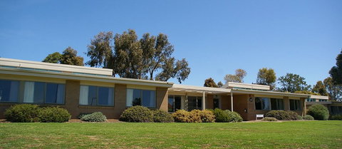 Deakin Geelong Units - Darwin Holiday 3