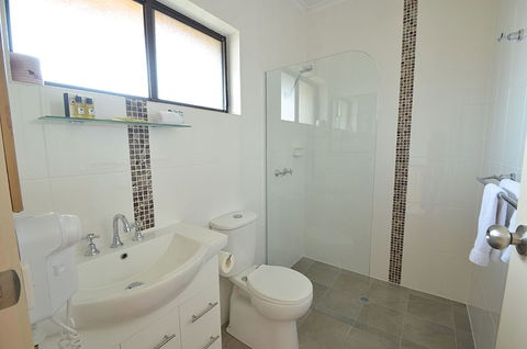 Top Of The Town Motel Benalla - Darwin Holiday 5