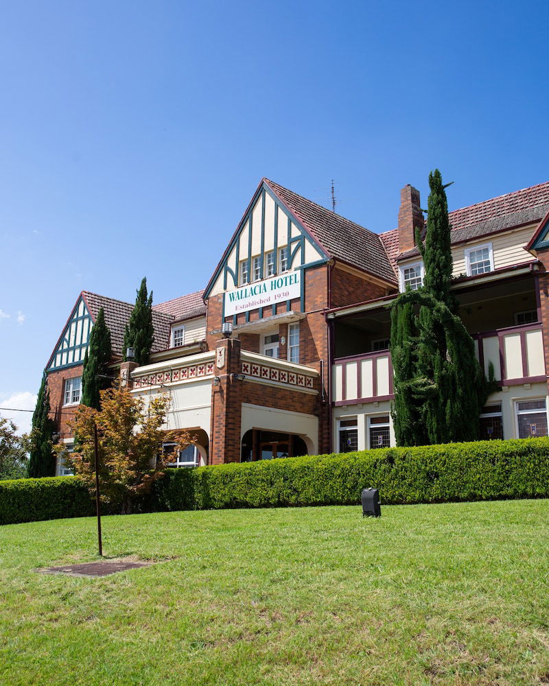 Wallacia NSW Darwin Holiday