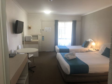 Capricorn Motor Inn - Darwin Holiday 5
