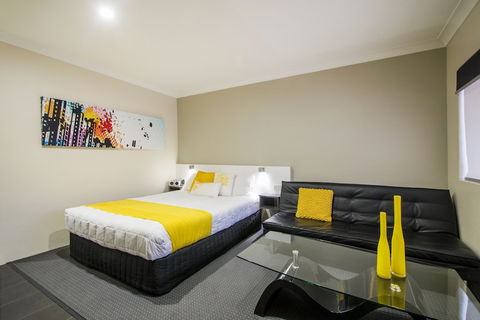 The Abbey Motor Inn - Darwin Holiday 1