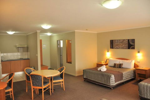 Central Coast Chittaway Motel - Darwin Holiday 2