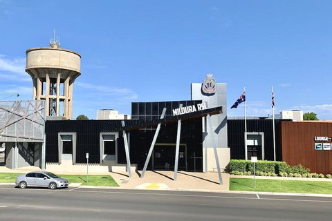 Central Motel Mildura - Darwin Holiday 1