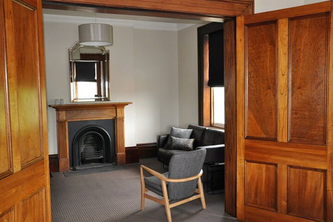 Cowgill House - Darwin Holiday 5