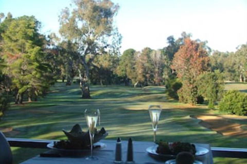 Corowa Golf Club Motel - Darwin Holiday 5