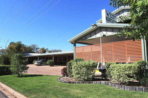 Barcaldine Country Motor Inn - Darwin Holiday 1