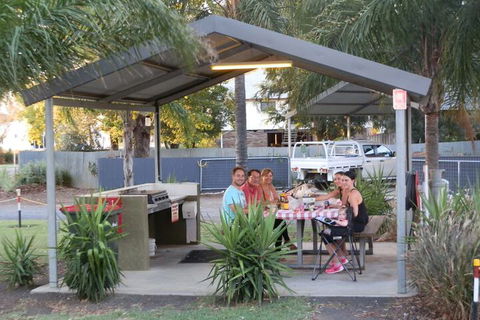 Narrabri Motel And Caravan Park - Darwin Holiday 7