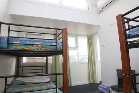 Brunswick Hotel Hostel - Darwin Holiday 7