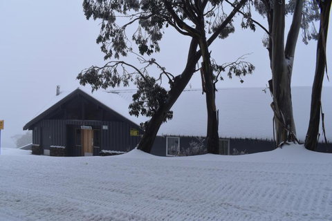 Cooroona Alpine Lodge - Darwin Holiday 5