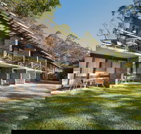 Avoca Beach Hotel - Darwin Holiday