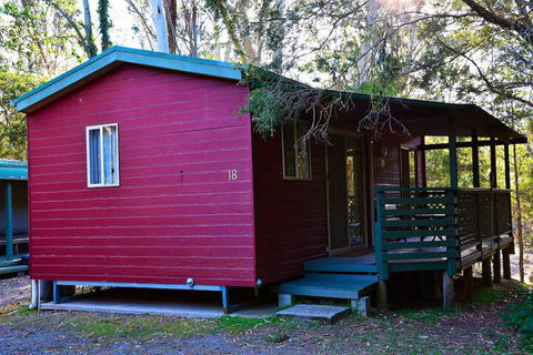 Jervis Bay Cabins & Hidden Creek Campsite - Darwin Holiday 5