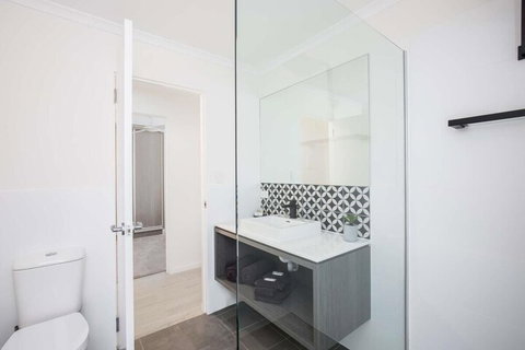 Blue Lake Holiday Park - Darwin Holiday 6