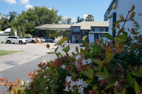 Colonial Motel Richmond - Darwin Holiday 6