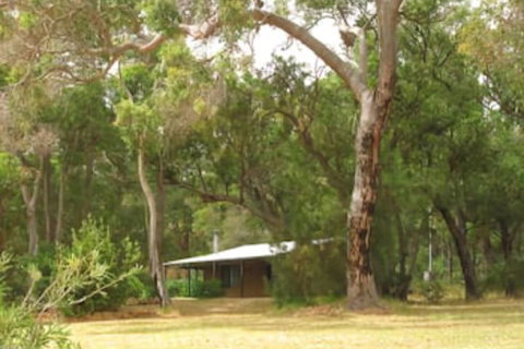 Woody Grange Chalets - Darwin Holiday 4