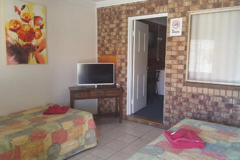 Bronco Motor Inn - Darwin Holiday 5