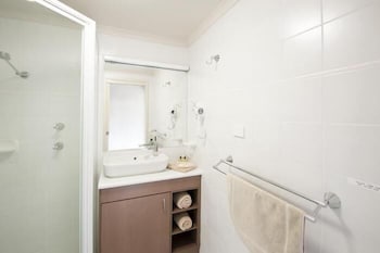Mollymook Cove Apartments - Darwin Holiday 6