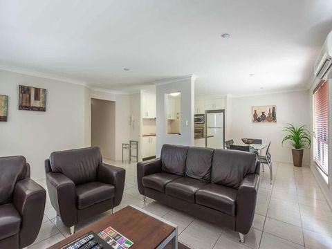 Annand Mews Serviced Apartments - Darwin Holiday 4