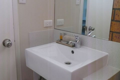 Rosebourne Gardens Motel - Darwin Holiday 7